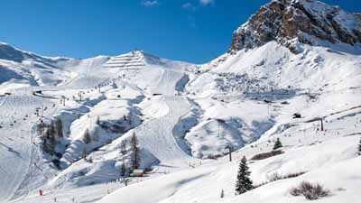 Skidresa v. 7 till Italienska Dolomiterna och natursköna Val di Fassa – liftkort ingår!