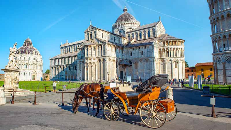 Det berömda lutande tornet i Pisa med lokalguide